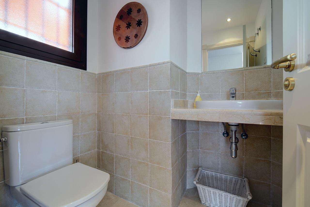 Jardines De Nueva Galera Cozy Penthouse Apartment Estepona Bagian luar foto