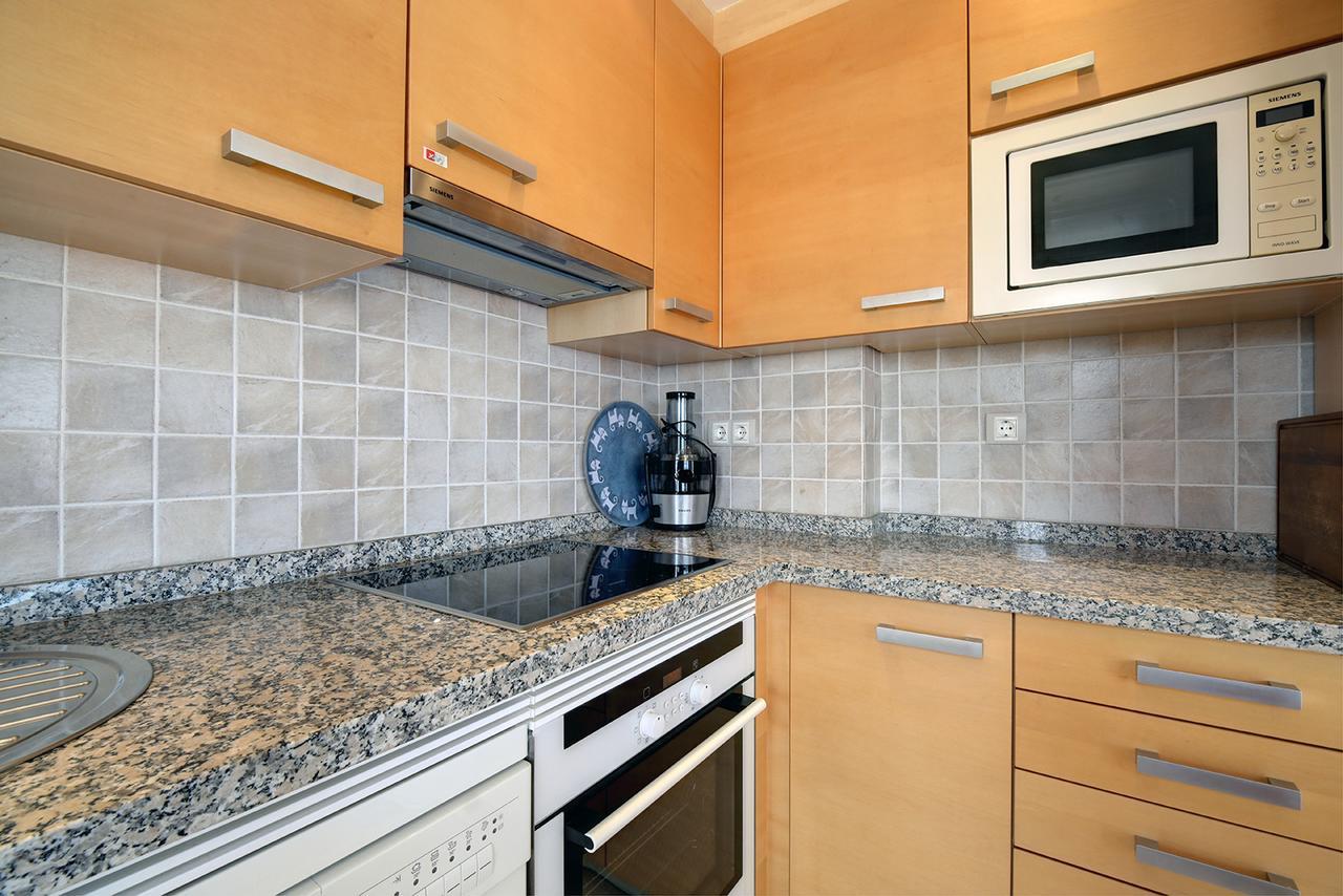 Jardines De Nueva Galera Cozy Penthouse Apartment Estepona Bagian luar foto