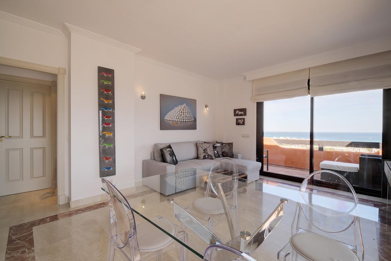 Jardines De Nueva Galera Cozy Penthouse Apartment Estepona Bagian luar foto