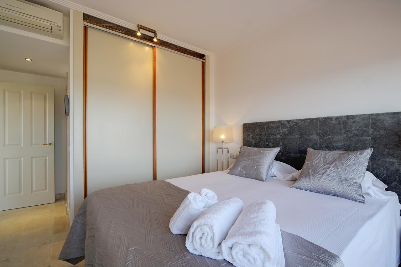 Jardines De Nueva Galera Cozy Penthouse Apartment Estepona Bagian luar foto