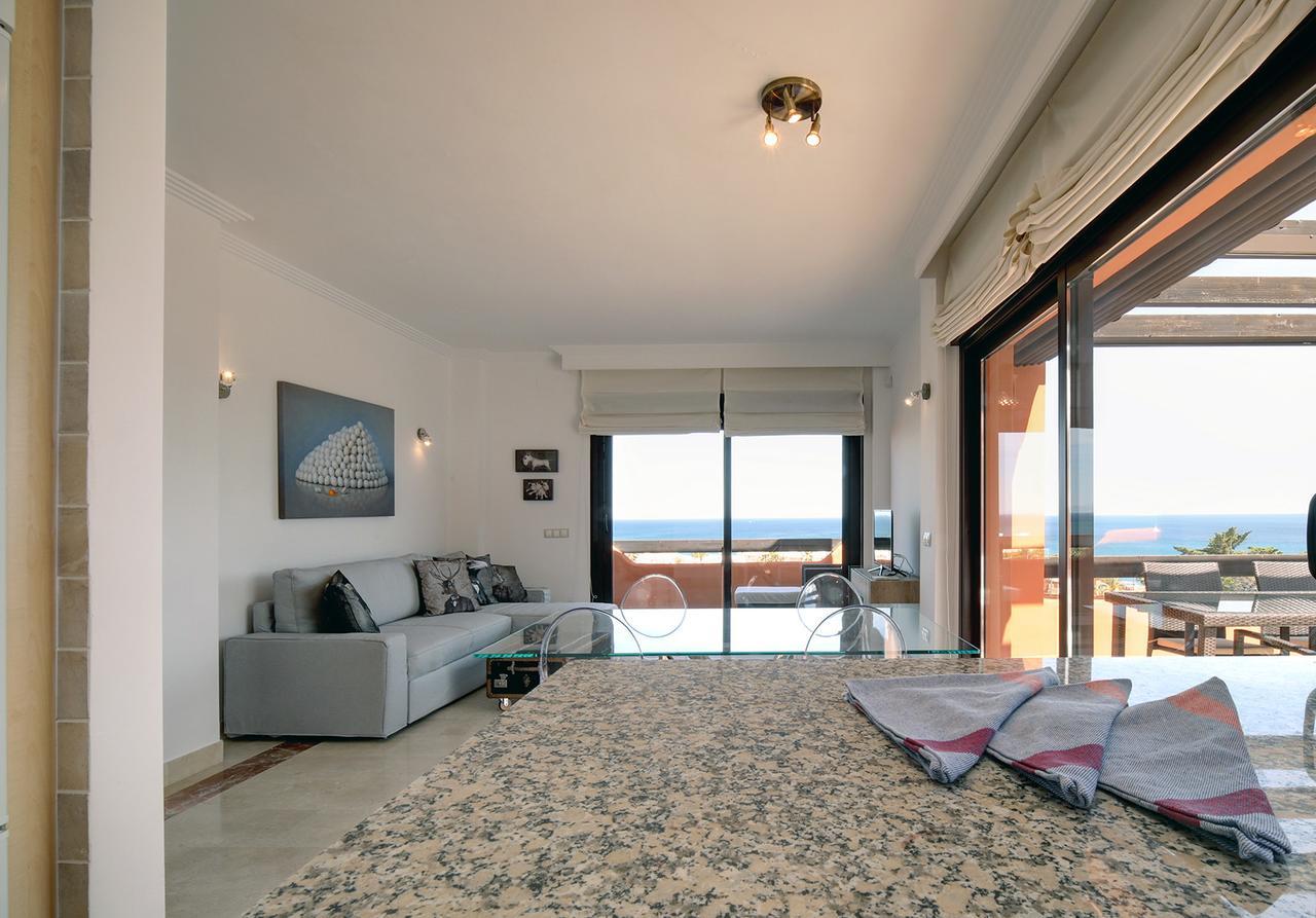 Jardines De Nueva Galera Cozy Penthouse Apartment Estepona Bagian luar foto